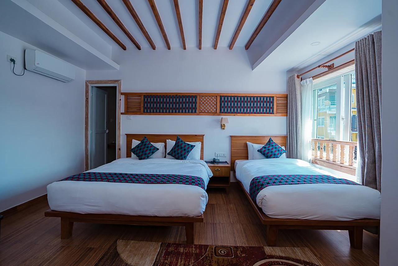 Himalayan Glory Inn Pokhara Exterior foto